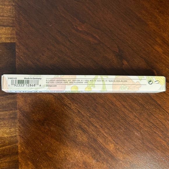 Clinique Quickliner For Brows Eyebrow Pencil Soft Chestnut 02 .002oz/.06g NIB - Picture 4 of 7